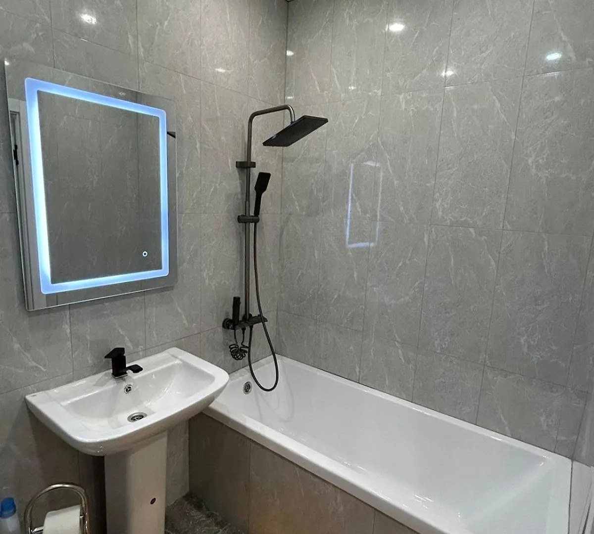Rams Sity Apartment Almaty 0*,